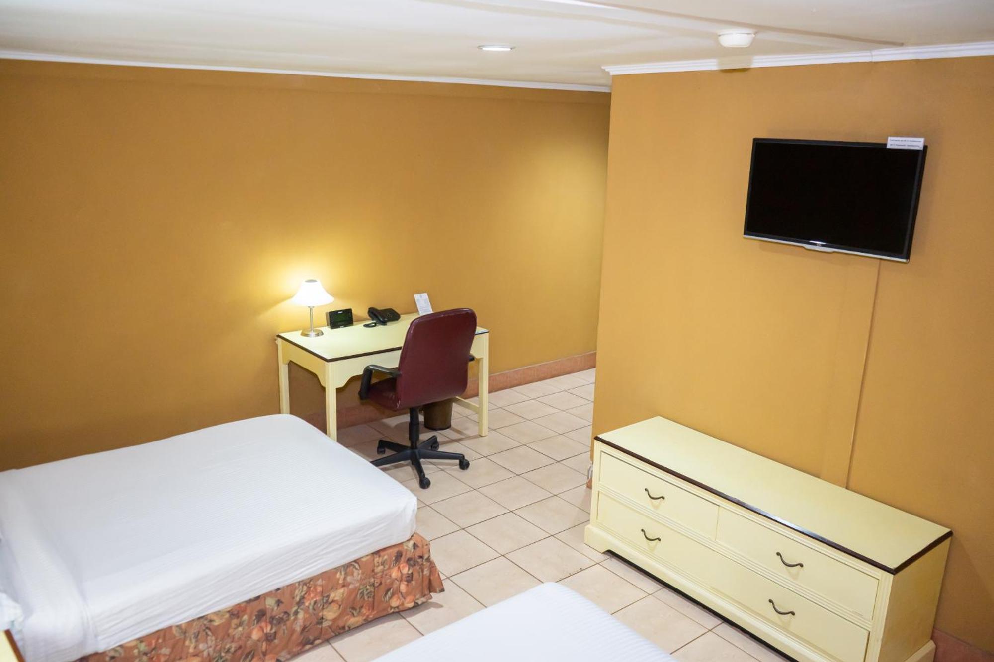 Hotel Zima San Isidro De El General ภายนอก รูปภาพ